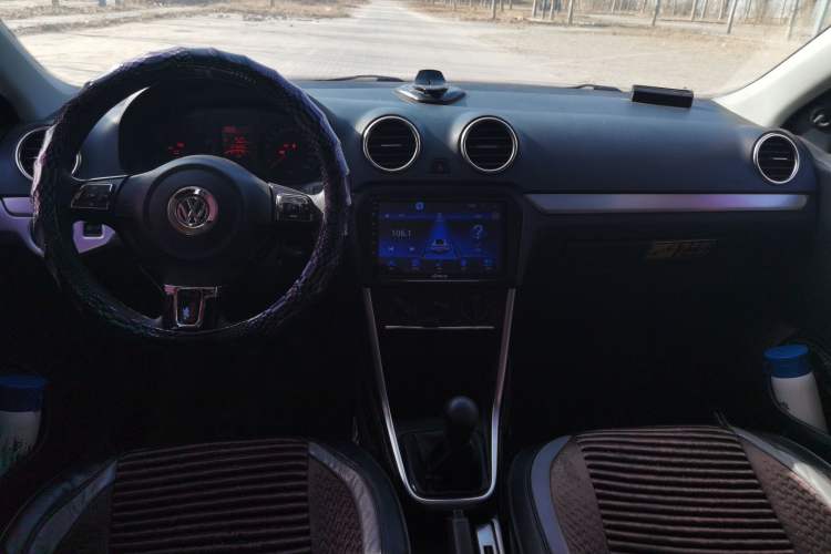 Used Volkswagen Jetta 2013 1.4L Manual Fashion Model