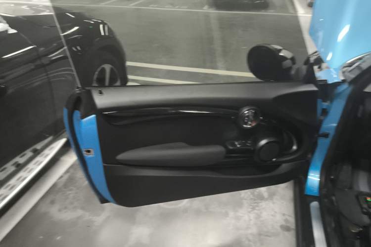 Used MINI MINI 2018 1.5T COOPER Classic Edition