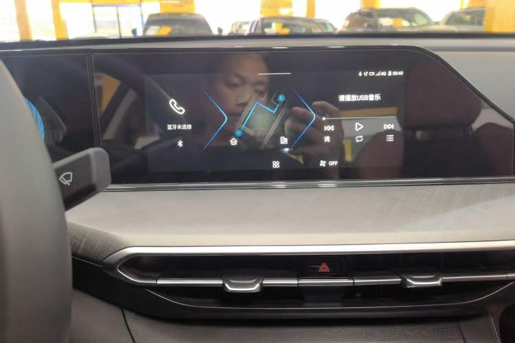 Used CHANGAN Eado 2024 PLUS Blue Whale NE 1.4T GDI DCT High-Energy Edition Audio And AC Panel