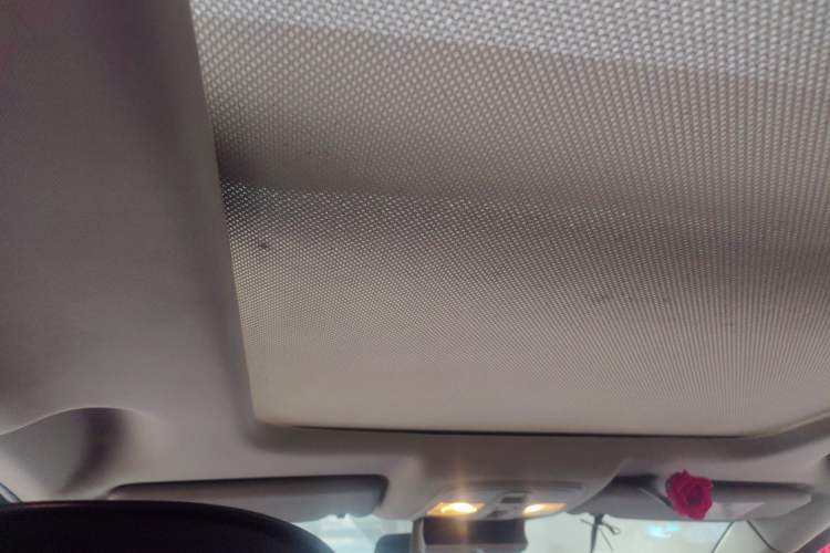 Used Suzuki S-Cross 2014 1.6L CVT Two-Wheel Drive Elite Version