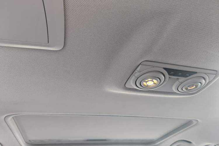 Used BMW 3 Series 2017 320Li Fashion Model
