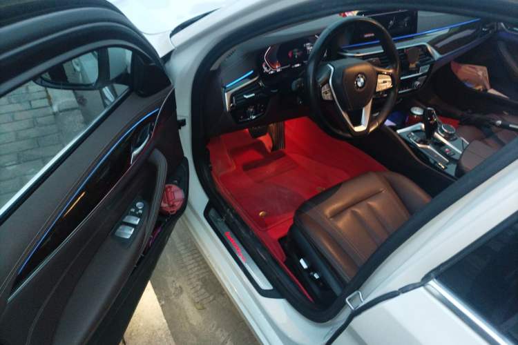 Used BMW 5 Series 2020 525Li Luxury Package Driver Seat