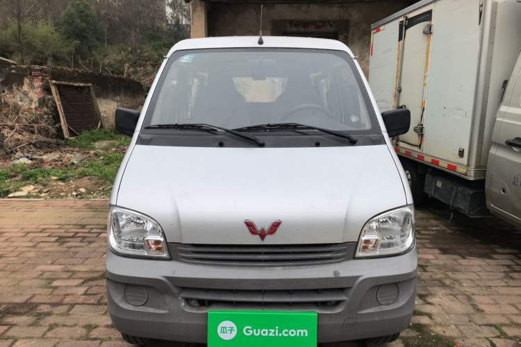 Used Wuling Zhiguang 2020 1.2L Practical Model China VI LSI
