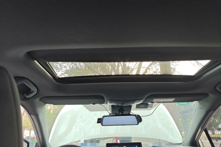 Used Toyota Levin 2019 Dual-Engine 1.8H E-CVT Luxury Edition China VI Standard
