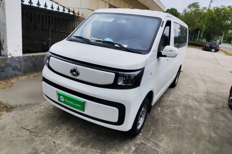 Used Chana Ruixing EM80 2025 Passenger Version Comfort Edition 6-Seater 300 km Dual-Swing Doors
