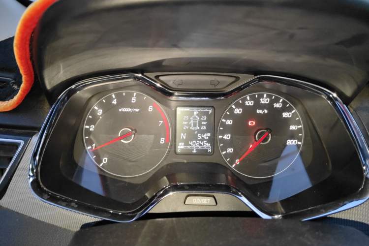 Used Baojun 310W 2018 1.5L Automatic Luxury Version China VI Emission Standard
