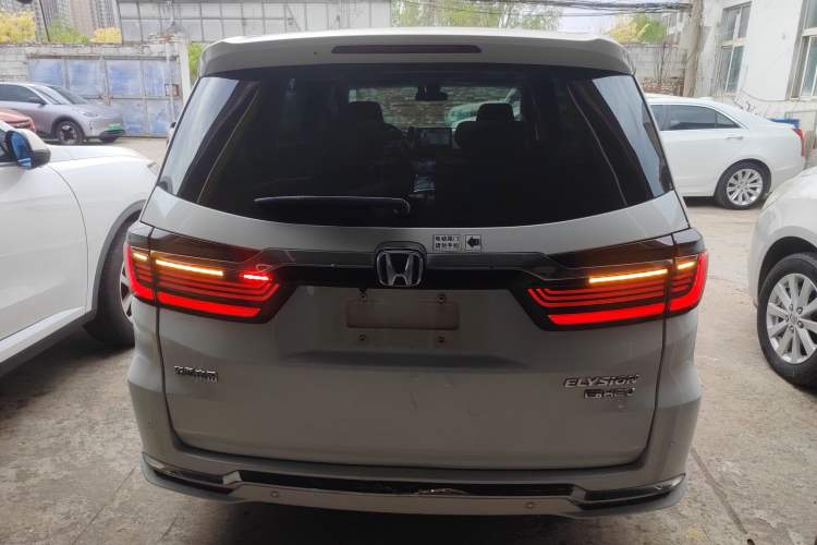 Used Honda Elysion 2022 2.0L eHEV Luxury First Edition Rear