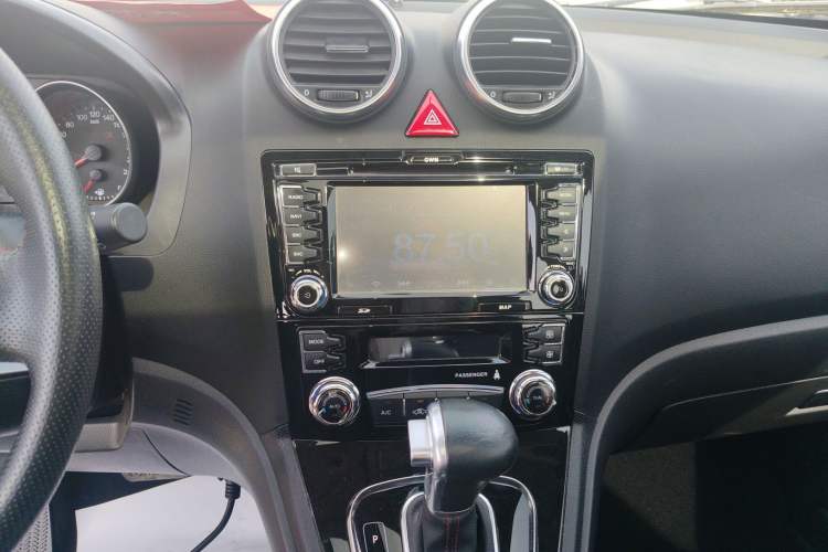 Used Haval H6 2016 Upgraded Model 1.5T Automatic Two-Wheel Drive Elite Version