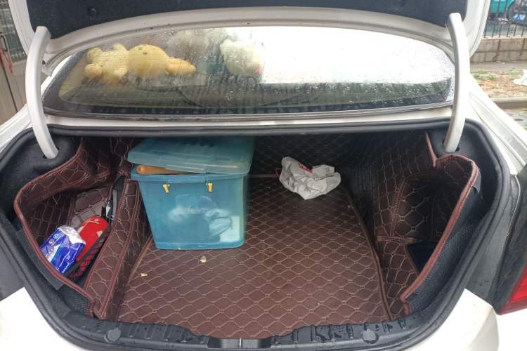 Used BMW 5 Series 2014 520Li Elegant Model
