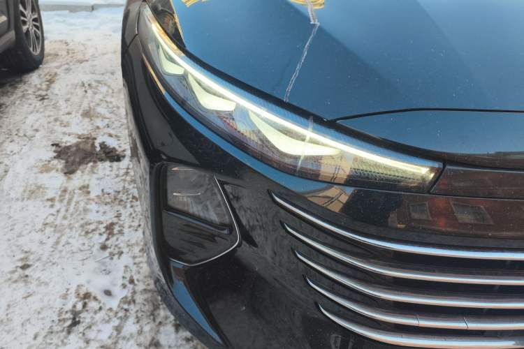 Used Bestune B70 2024 Dragon Edition 1.5T Leading Model Right Front Headlight