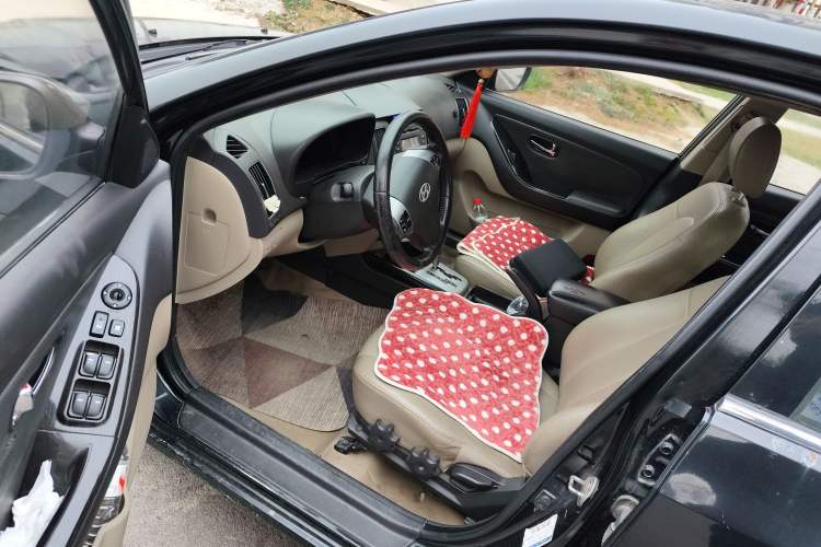 Used Hyundai Celesta 2011 1.6L Automatic Luxury Version
