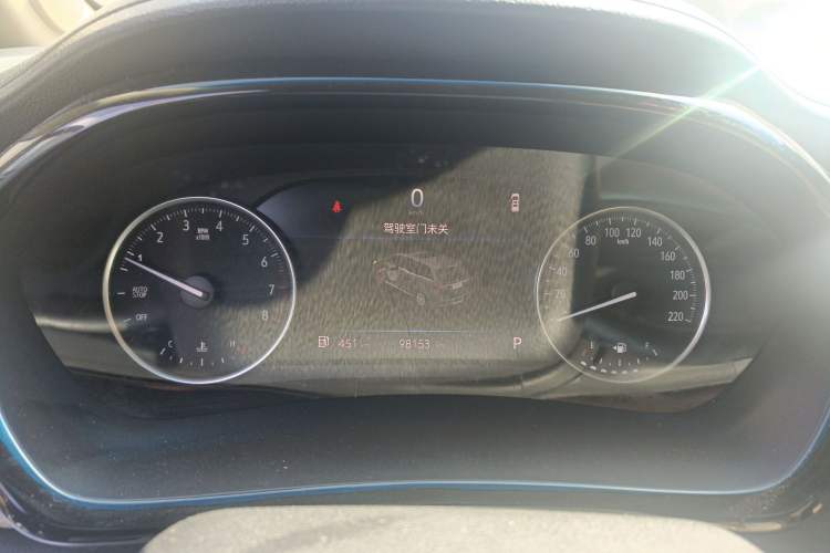 Used Buick GL8 2023 Land Executive Class 652T Luxury Model