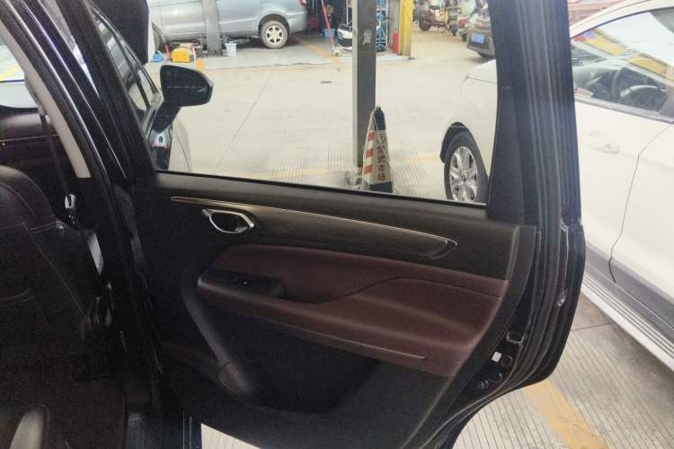 Used GAC Trumpchi M6 2023 PRO 270T DCT Luxury Edition