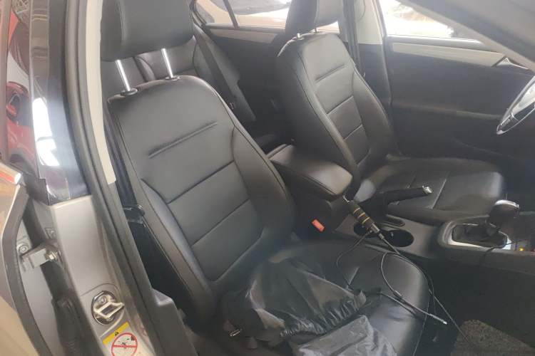 Used Volkswagen Sagitar 2014 Revised Version 1.4TSI Automatic Luxury Edition Right Front Seat