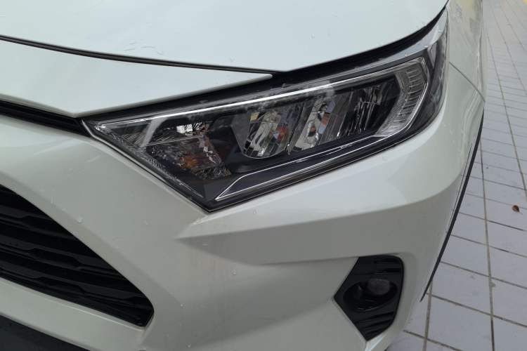 Used Toyota RAV4 2020 2.0L CVT Two-Wheel Drive Urban Edition Left Front Headlight