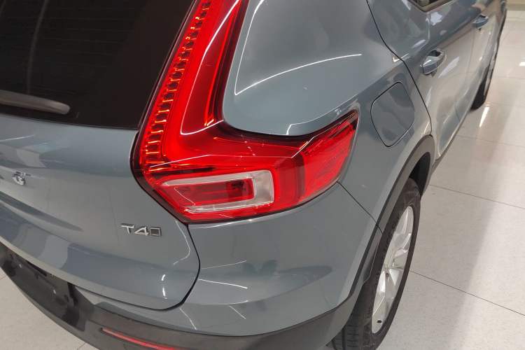 Used Volvo XC40 2021 T4 4x4 SmartDrive Fashion Edition