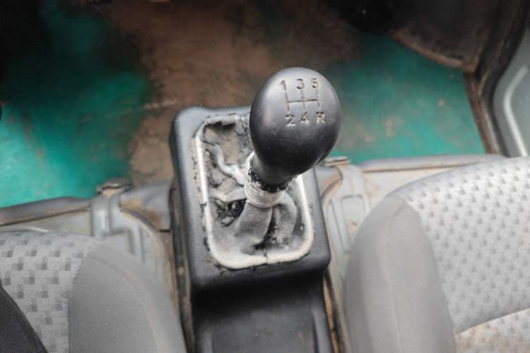 Used Wuling Zhiguang 2015 1.2L Practical LS-I Model