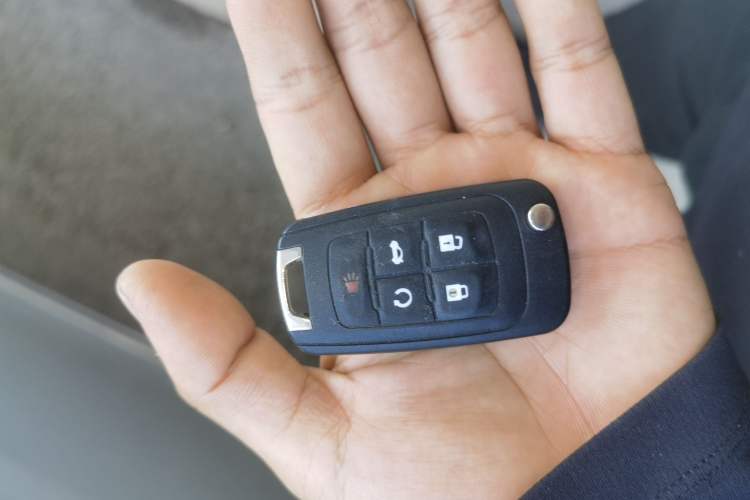 Used Buick GL8 2017 25S Luxury Version China V Standard Vehicle Key