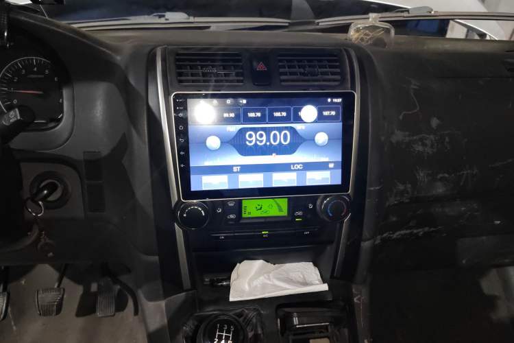 Used Jinbei Express 2018 2.0L Standard Version V19