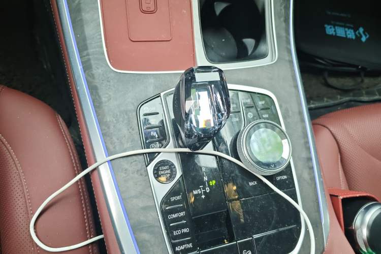 Used BMW X5 2022 xDrive 30Li Luxury M Sport Package Gear Lever