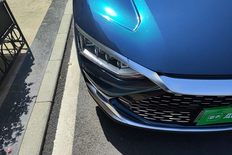 Used BYD Han 2020 DM Four-Wheel Drive Performance Edition Luxury Model Right Front Headlight