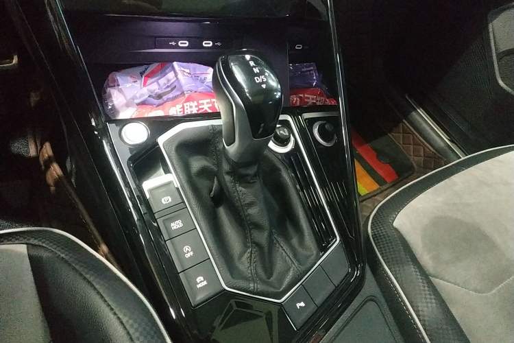 Used Volkswagen Tayron X 2020 330TSI Two-Wheel Drive Luxury Smart Connectivity Version