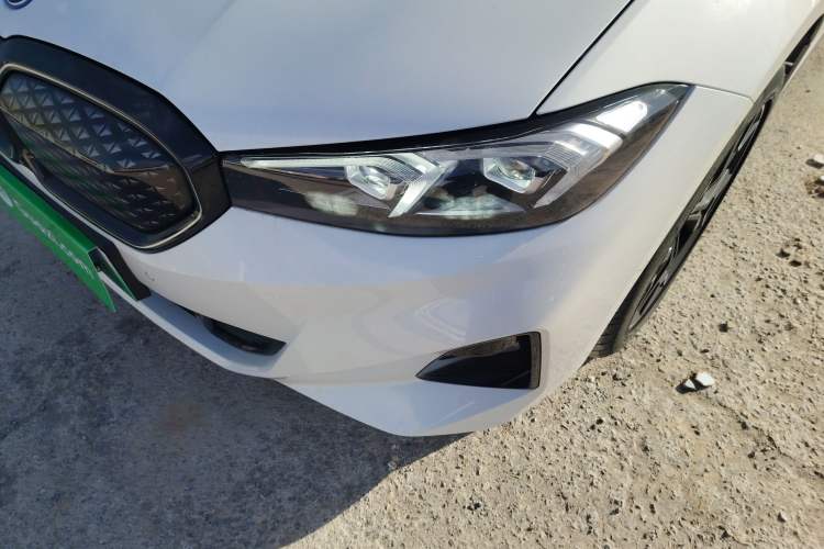 Used BMW i3 2025 eDrive 40 L Midnight Edition
