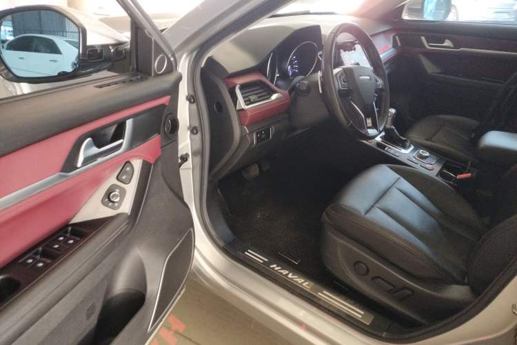 Used Haval H6 Coupe 2018 Red-Label 1.5T Automatic Two-Wheel Drive Ultra-Luxury Model
