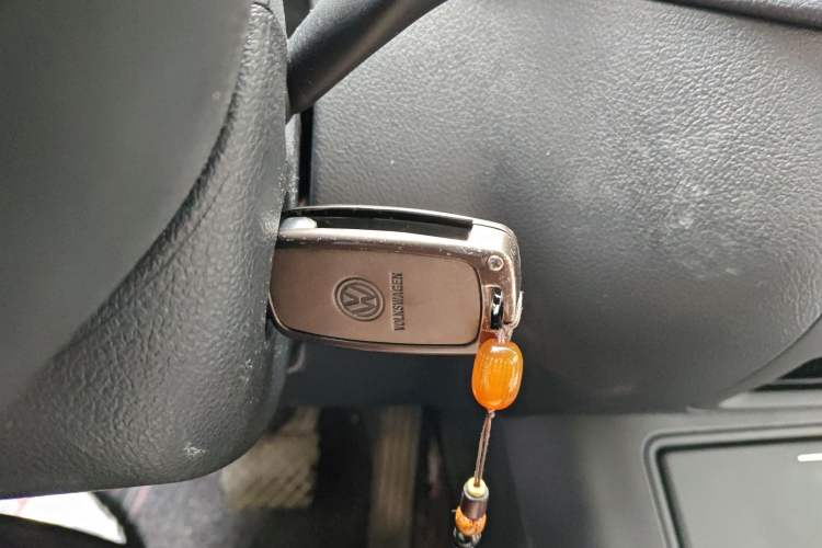 Used Volkswagen Tiguan 2016 280TSI Automatic Two-Wheel-Drive Silk Road Style Edition Vehicle Key