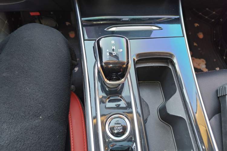 Used SOL X8 2021 300T DCT Luxury Smart Connect Edition 7 Seats