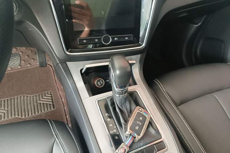 Used Roewe RX5 2020 20T Automatic 4G Connected Million Edition