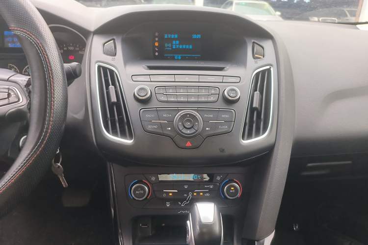 Used Ford Focus 2015 Sedan 1.6L Automatic Trend Model