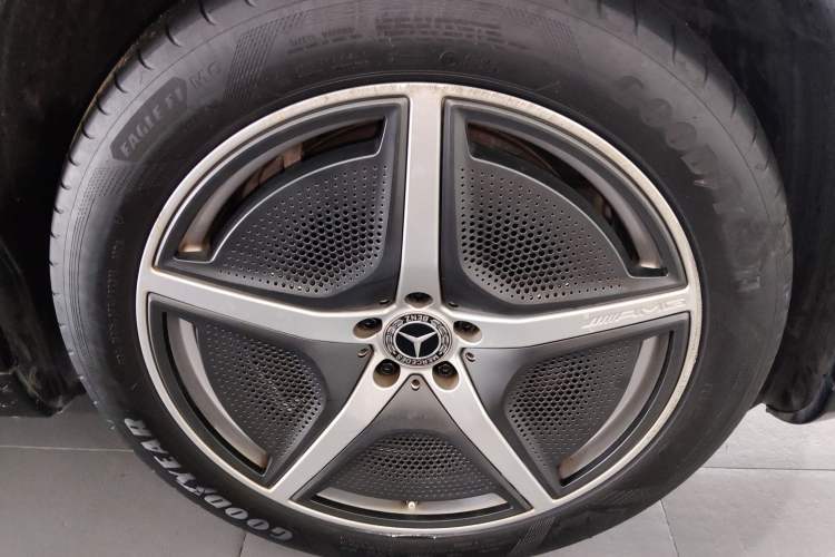 Used Mercedes-Benz EQS SUV 2023 450 4MATIC Pioneer Edition