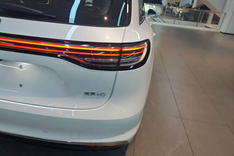 Used Hima H5 2025 Model Range-Extending Max Right Rear Taillight