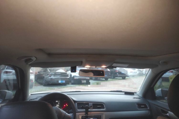 Used Volkswagen Lavida 2013 Restyled Classic 1.6L Automatic Comfort Edition Headliner