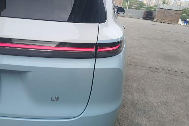 Used Li Auto L9 2023 Pro Model
