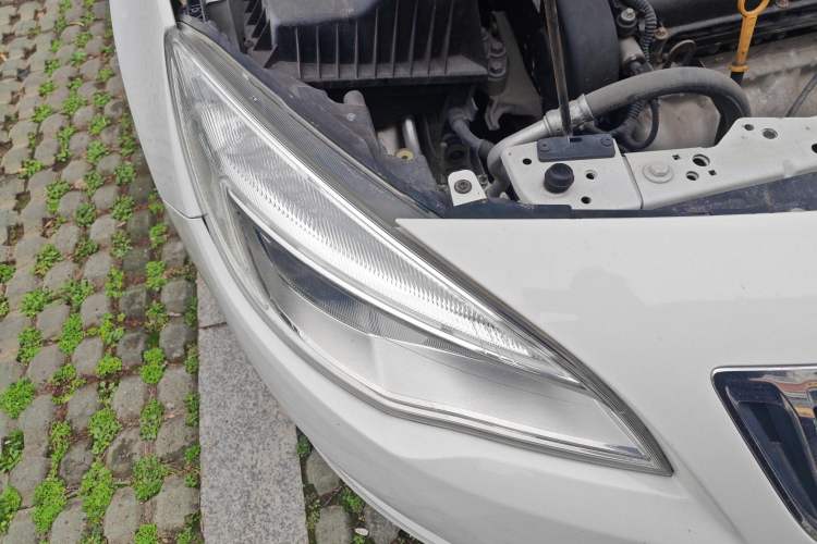 Used Buick GT 2014 XT 1.6L Manual Entry-Level Model