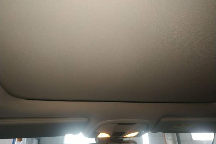 Used Jeep Cherokee 2016 2.4L 75th Anniversary Edition Headliner