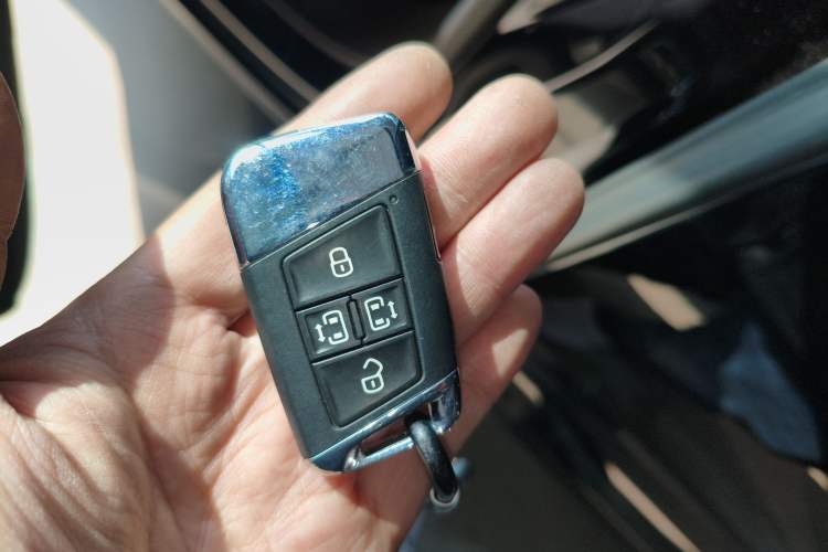 Used Volkswagen Viloran 2020 330TSI Luxury Edition Vehicle Key