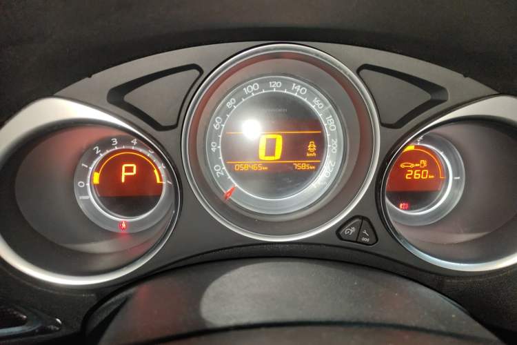 Used Citroen C4L 2013 1.6 THP Automatic Impression Edition Instrument Cluster