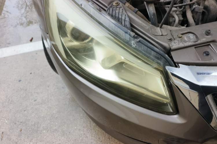 Used Chery Arrizo 7 2015 1.6L Manual ZhiShang Edition Right Front Headlight