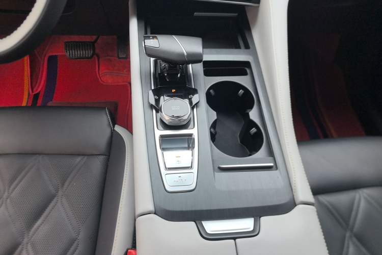 Used Changan CS75 PLUS 2023 3rd Generation 2.0T Automatic Flagship Model
