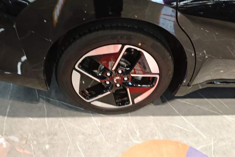 Used Wuling Xingguang 2024 Co-Creation Edition 510 Advanced Model