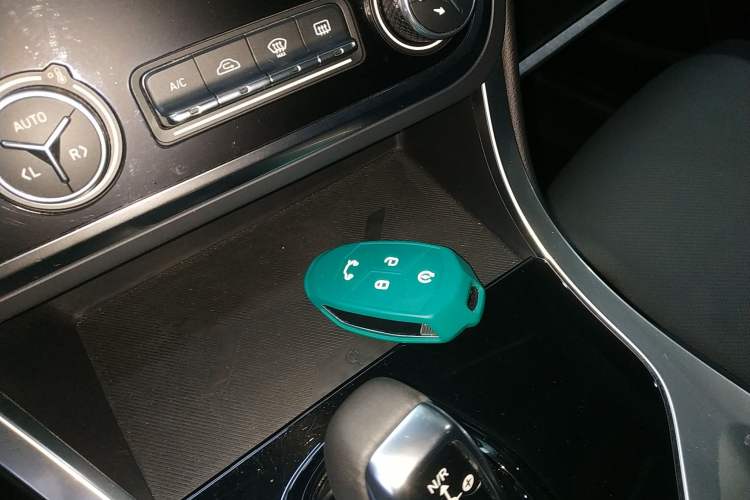 Used Lynk & Co 01 2019 2.0T Two-Wheel-Drive Pro Version China VI Standard
