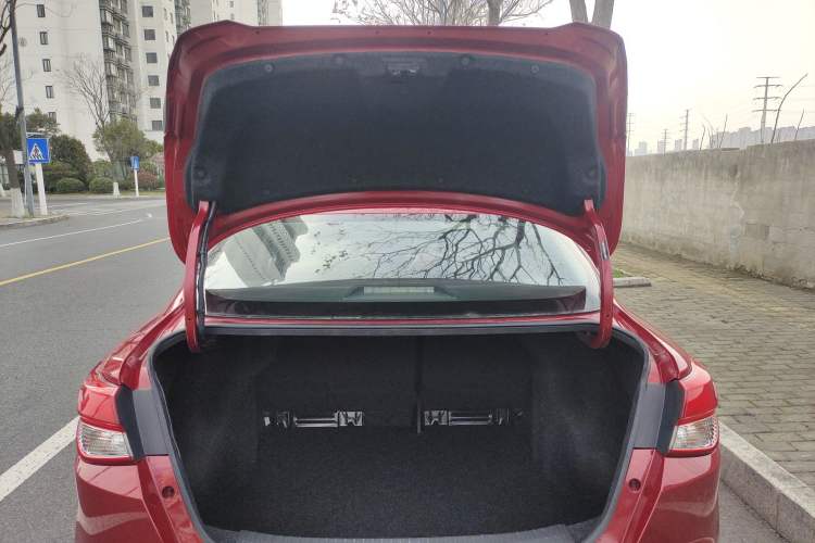 Used Nissan Lannia 2019 1.6L CVT Cool Edition China VI Trunk