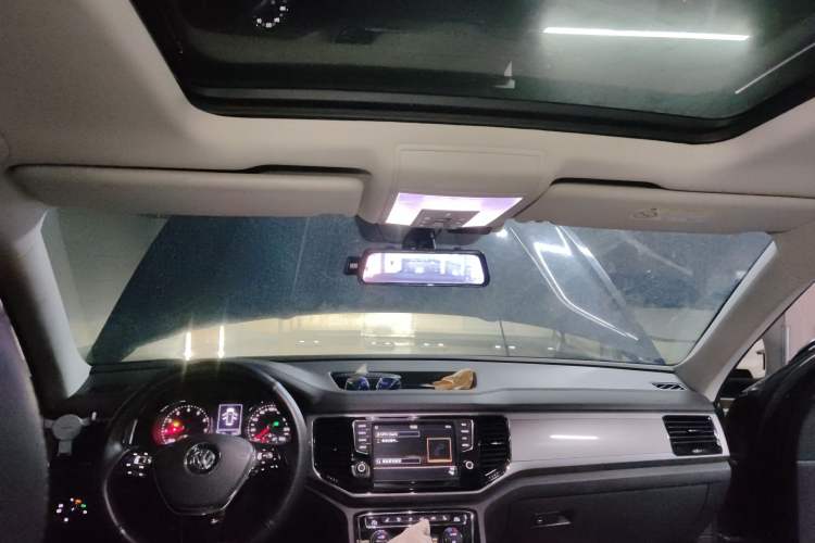 Used Volkswagen Teramont 2017 330TSI Two-Wheel-Drive Luxury Edition
