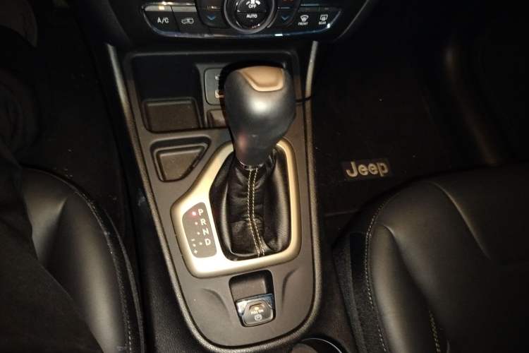 Used Jeep Cherokee 2016 2.4L Leading Edition