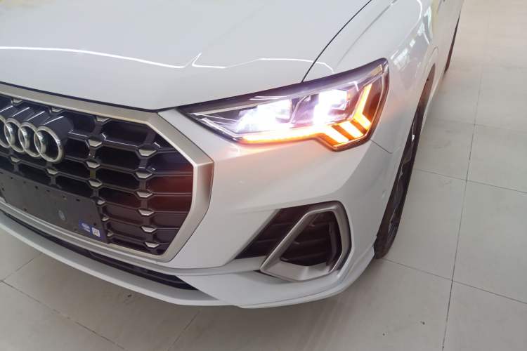 Used Audi Q3 2023 35 TFSI Fashion Dynamic Model (1.4T)