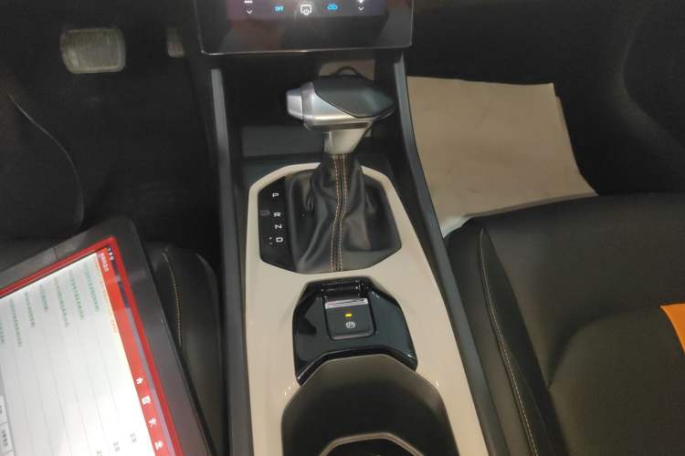 Used Dongfeng Aeolus Yixuan 2023 1.5L Automatic Glory Edition
