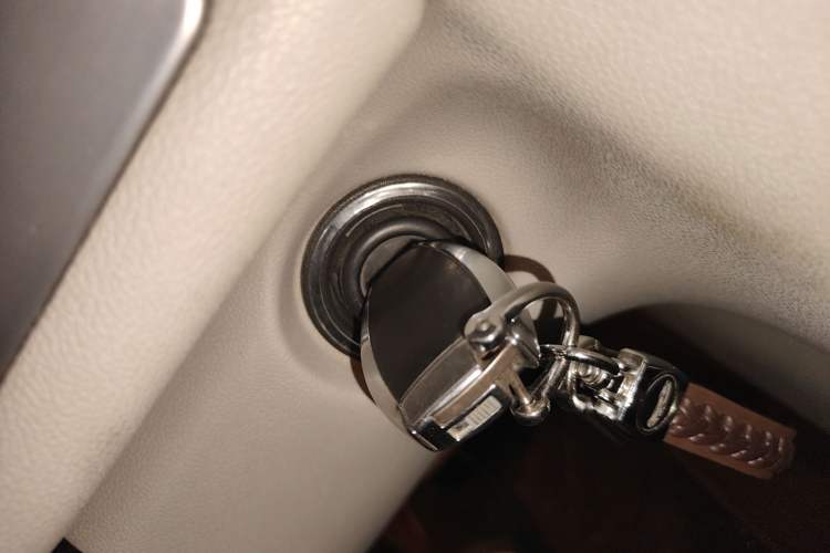 Used Mercedes-Benz R-Class 2014 R 320 4MATIC Business Model
